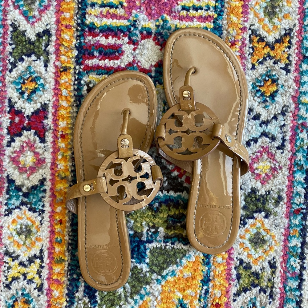 Tory Burch Miller Sandal Patent Leather in Tan